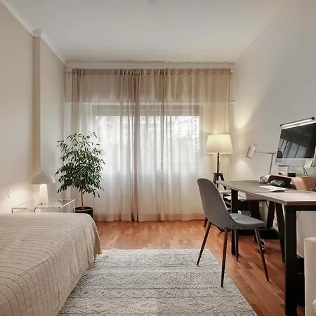 Large 3br In With 2 Balconies *