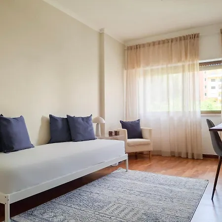 Large 3br In With 2 Balconies * Cascais