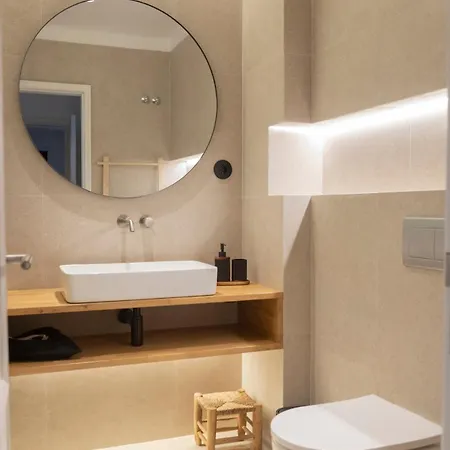 Large 3br In With 2 Balconies Appartement *